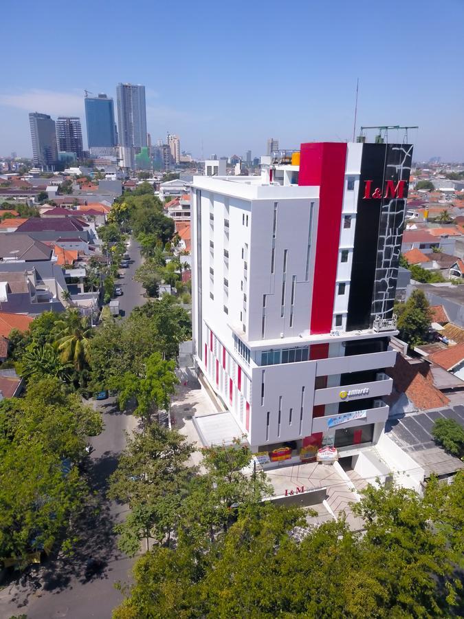 I&M Hotel Surabaia Exterior foto